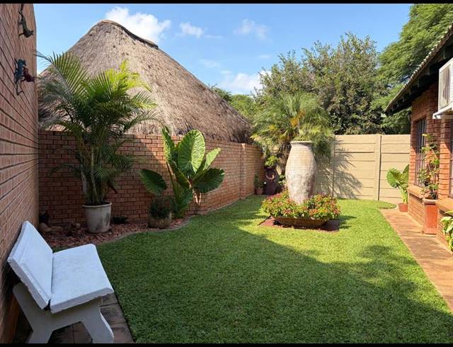 3 BEDROOM TOWNHOUSE FOR SALE IN MOKOPANE CENTRAL